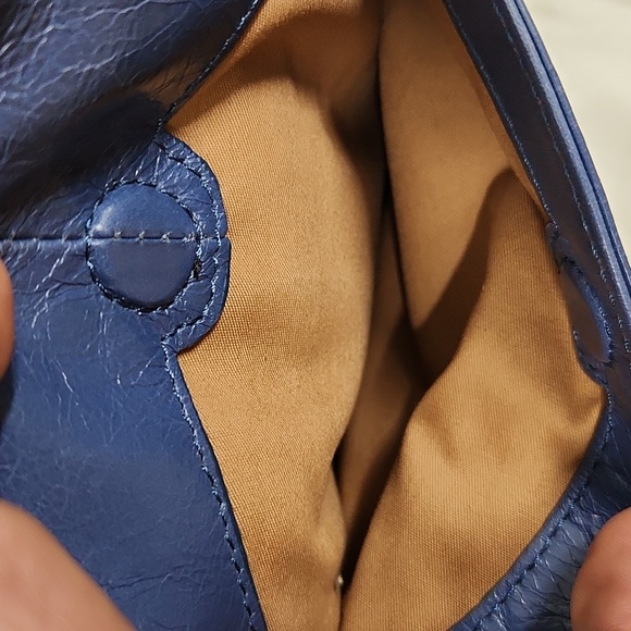 WOMEN'S HOBO INTERNATIONAL BLUE CROSSBODY NWOT - Picture 7 of 11